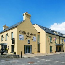 CLIFFS OF MOHER HOTEL