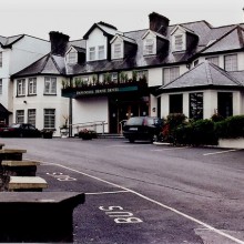 DOWNHILL HOUSE HOTEL